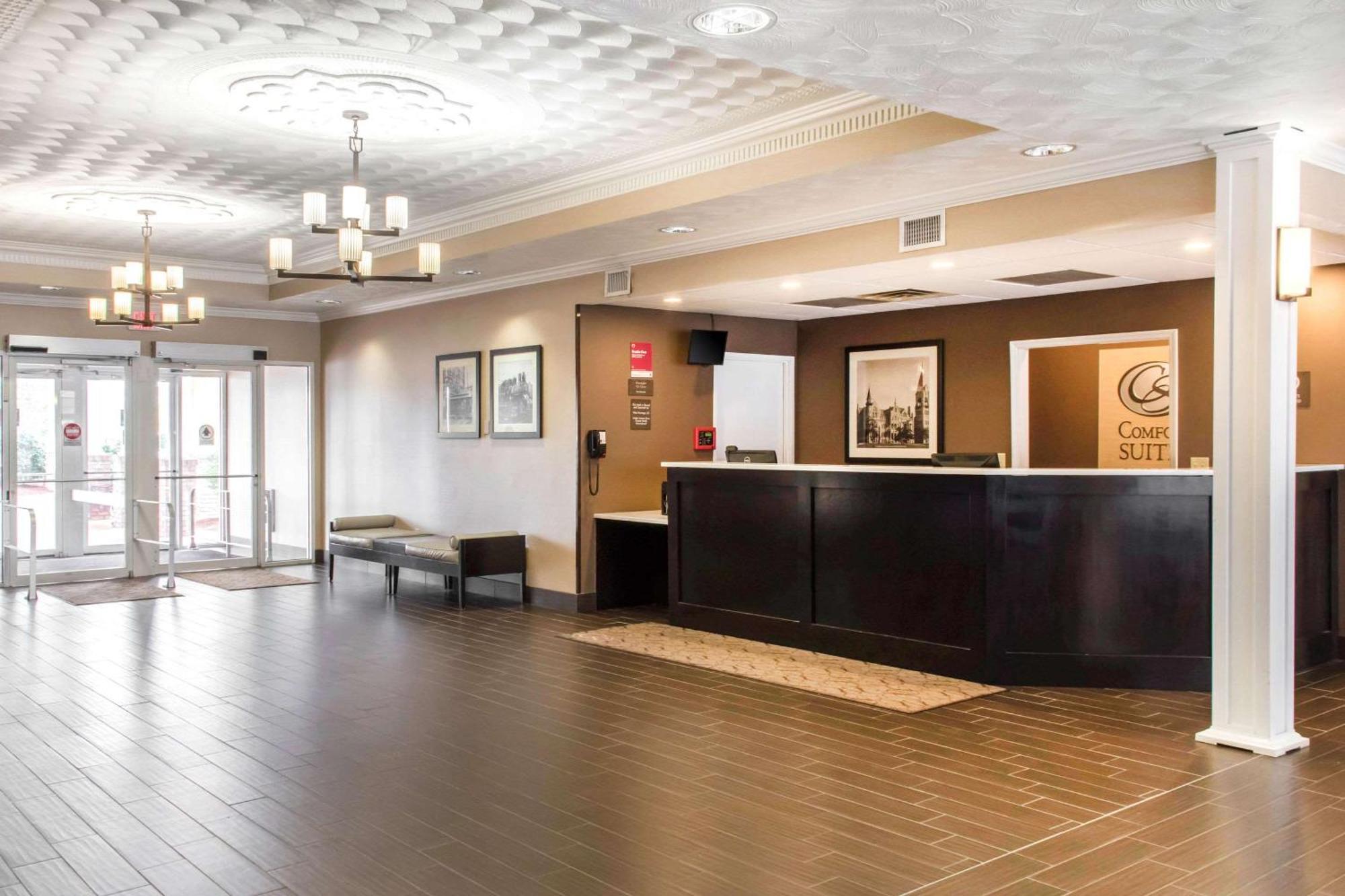 Comfort Suites Scranton Near Montage Mountain Bagian luar foto